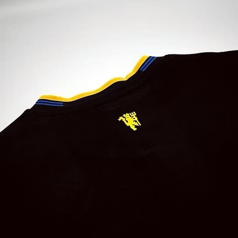 Tercera Camiseta Manchester United Versión Aficionado